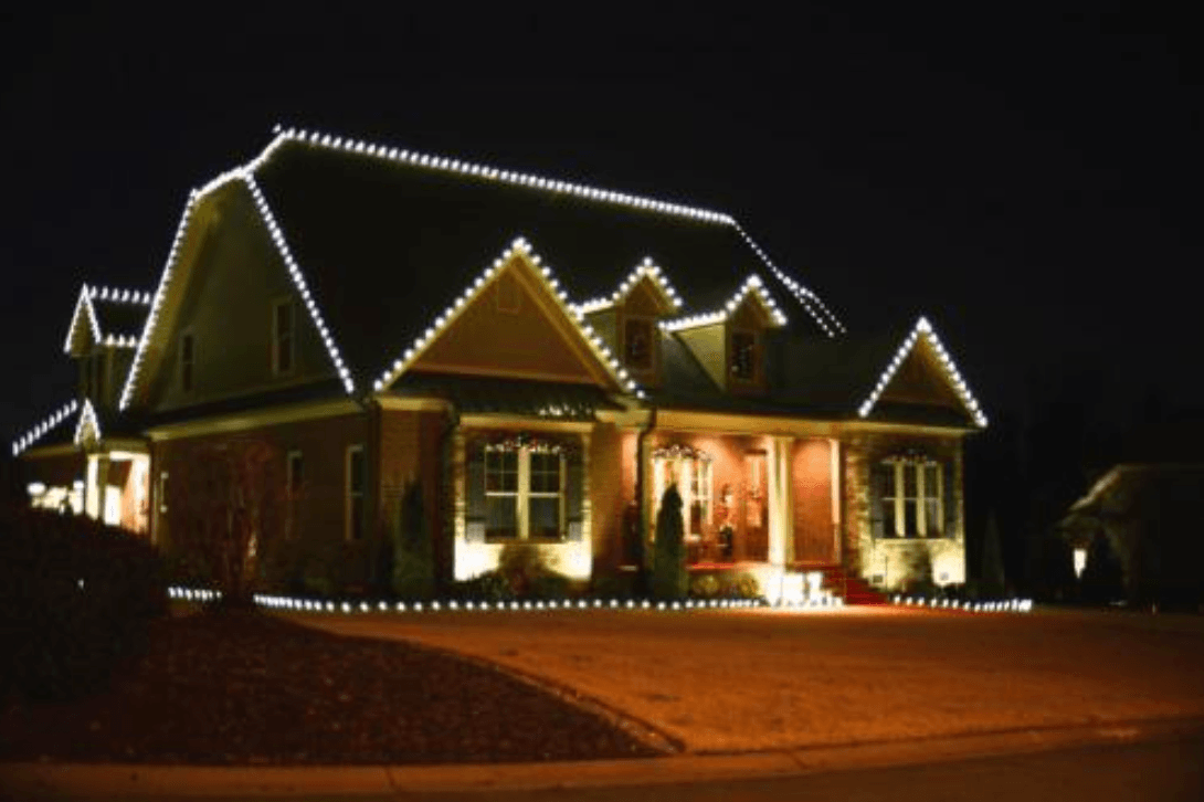 this image shows Christmas lights in Elk Grove, CA